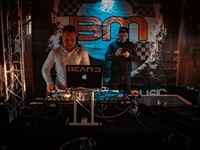 DJ Sean D und AR-Lichtdesign im Auftrag von Badenhop Music